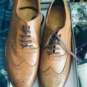 Men’s genuine leather wingtip shoes